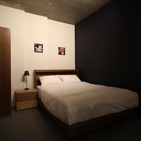 Nabi Hostel Сеул Экстерьер фото