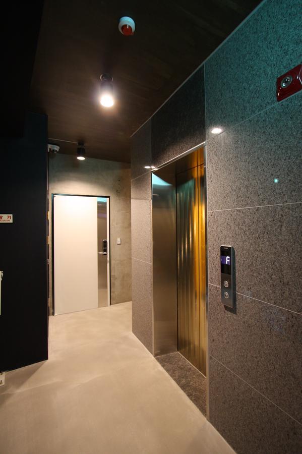 Nabi Hostel Сеул Экстерьер фото