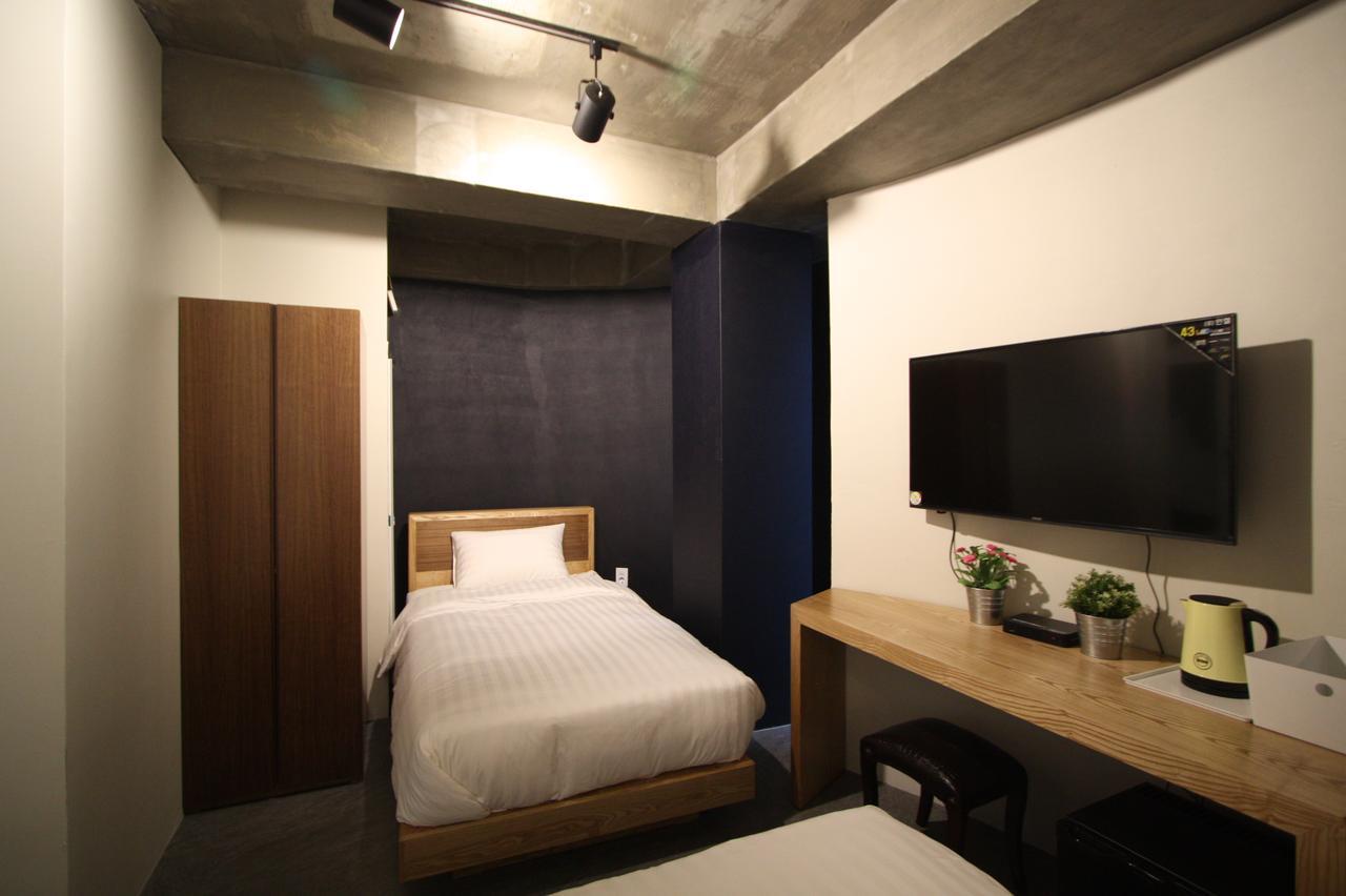 Nabi Hostel Сеул Экстерьер фото